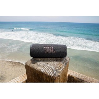 Bocina portatil JBL FLIP 6 contra el agua/ bluetooth